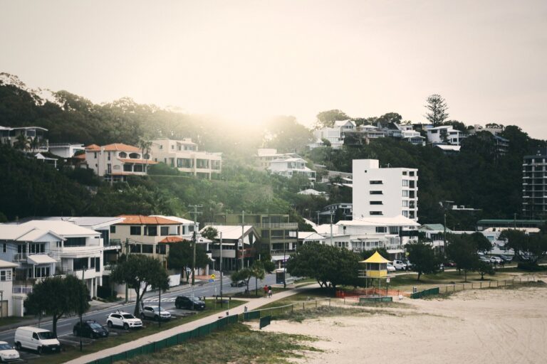 beach homes in Currumbin, Gold Coast. The Old School Cleaning Co.